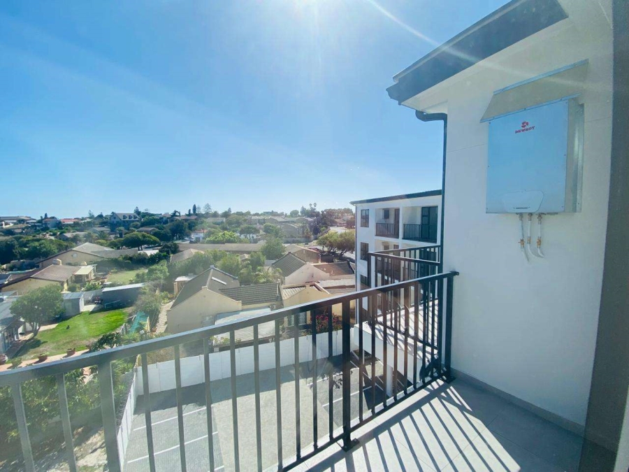 1 Bedroom Property for Sale in Table View Western Cape